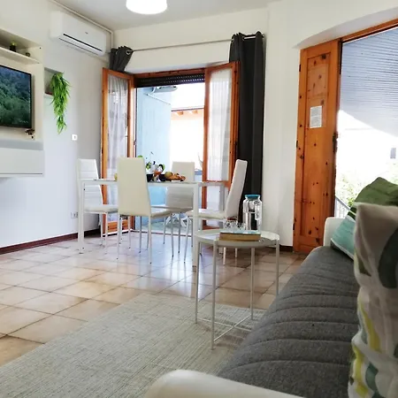 Holihome_la Sirena 50m Dal Mare *